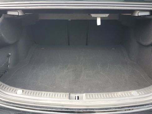 Used 2020 Mercedes-Benz E 350 4MATIC Sedan w/ Driver Assistance Package image 10