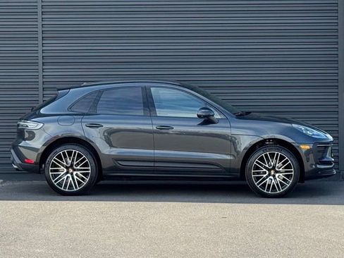 New 2026 Porsche Macan image 8
