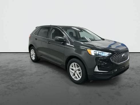 Used 2024 Ford Edge SEL AWD/4WD image 5