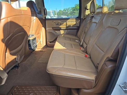 Used 2019 RAM 1500 Limited AWD/4WD image 19