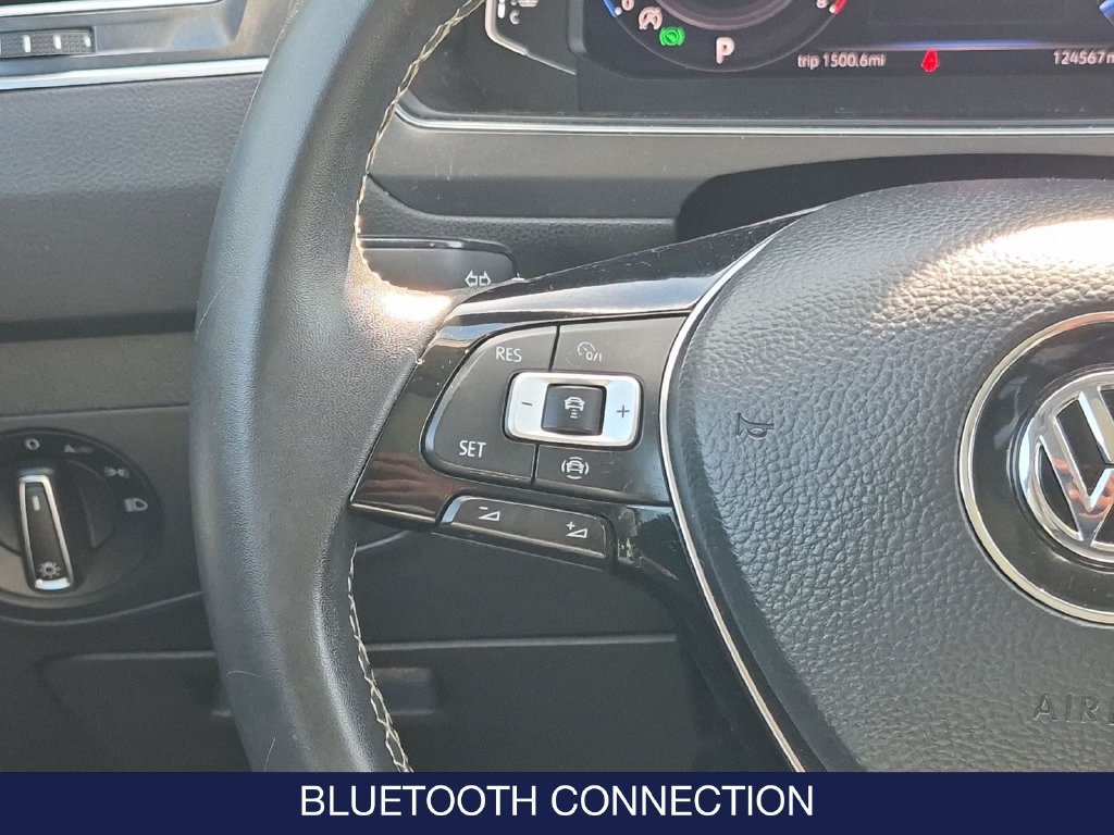 Used 2021 Volkswagen Tiguan SEL AWD/4WD image 20