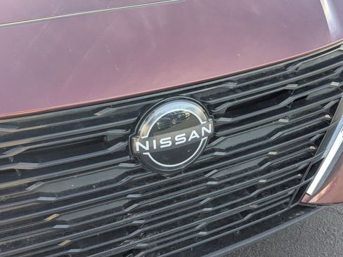 Used 2023 Nissan Altima 2.5 SV image 11