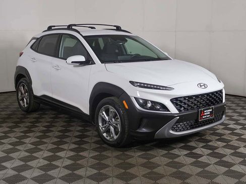 Used 2022 Hyundai Kona SEL AWD/4WD image 46