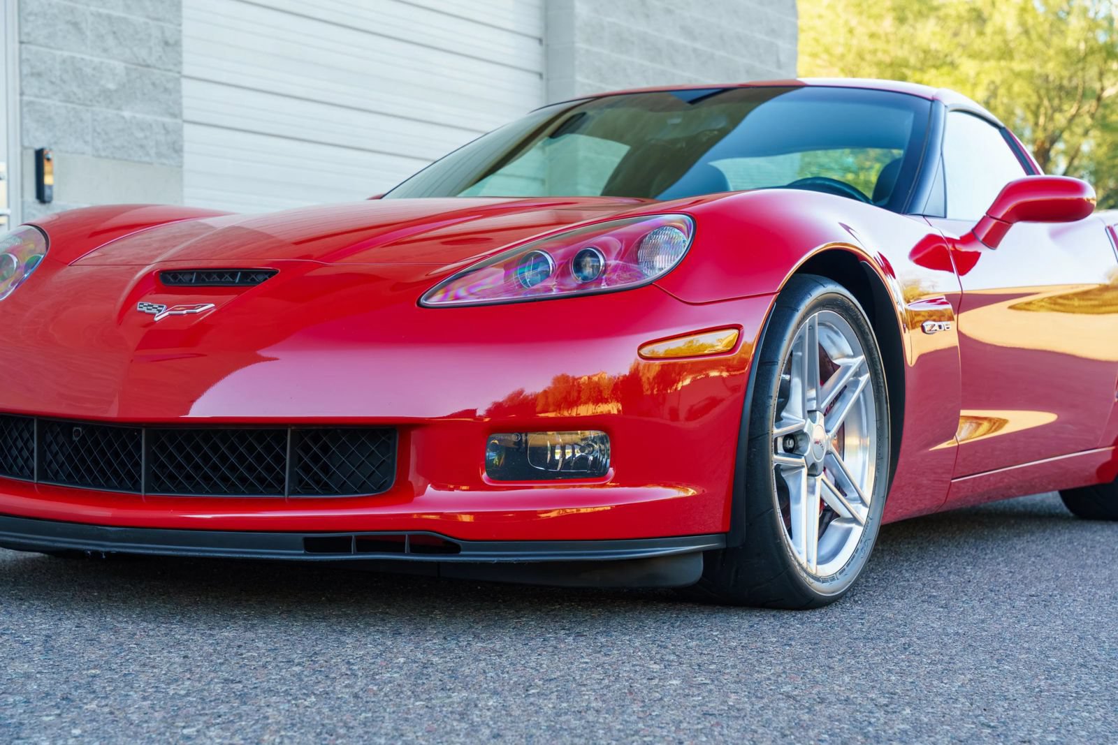 Used 2006 Chevrolet Corvette Z06 w/ Preferred Equipment Group RWD image 8