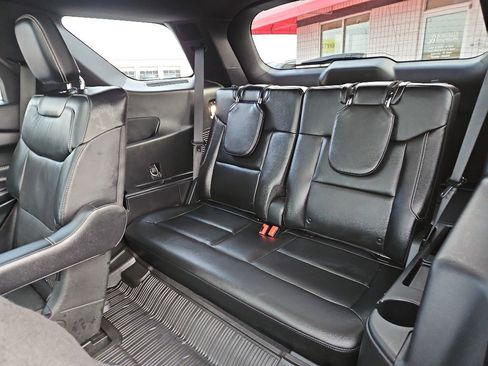 Used 2021 Ford Explorer ST w/ Equipment Group 401A image 16