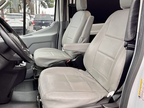 Used 2018 Ford Transit 250 148 Medium Roof image 13