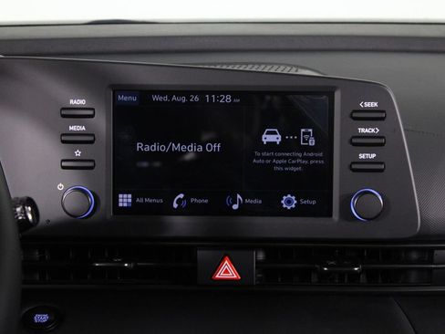 Used 2026 Hyundai Elantra Sport FWD image 9