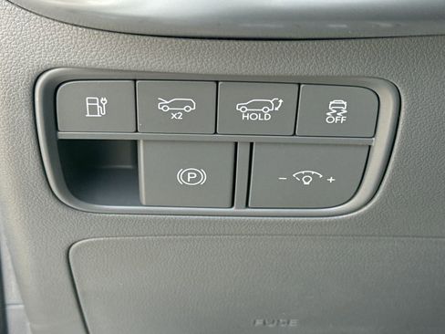 New 2026 Hyundai Ioniq 9 SEL AWD/4WD image 22