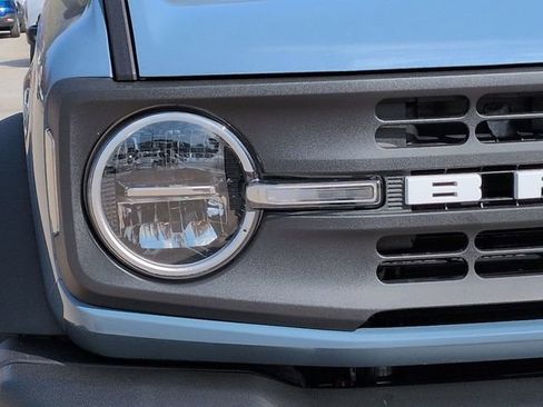New 2025 Ford Bronco Big Bend w/ Black Diamond Package AWD/4WD image 11