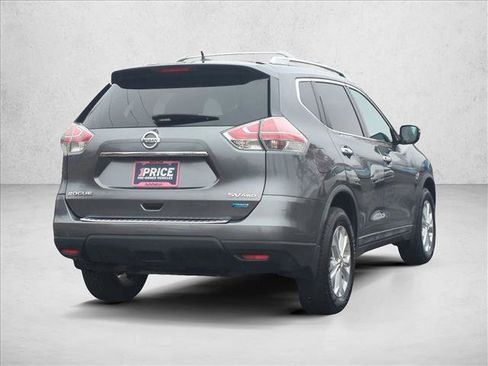 Used 2014 Nissan Rogue SV image 5