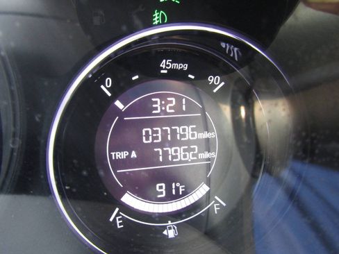 Used 2022 Honda HR-V Sport image 17