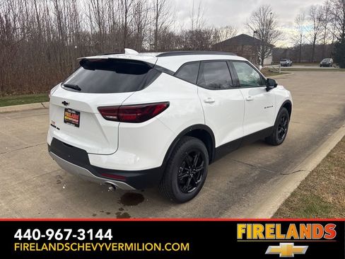 New 2025 Chevrolet Blazer LT w/ Midnight/Sport Edition image 9