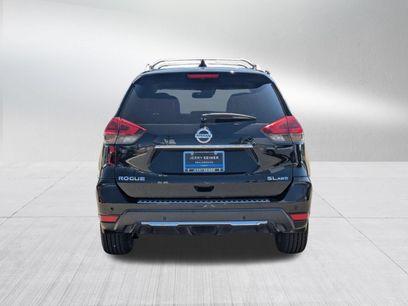 Used 2019 Nissan Rogue SL w/ Premium Package