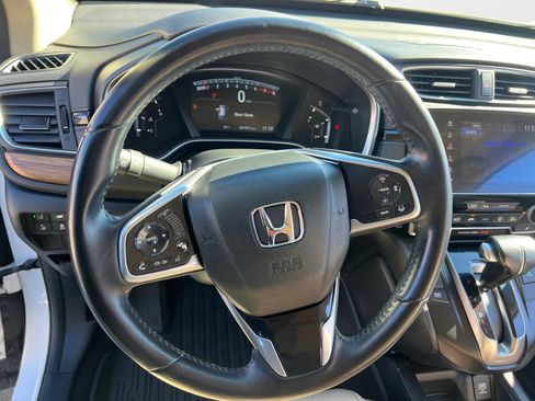 Used 2017 Honda CR-V Touring image 10
