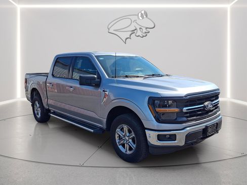 Used 2025 Ford F150 XLT w/ Equipment Group 301A Standard AWD/4WD image 6