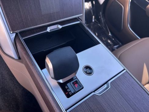 New 2026 Land Rover Range Rover Autobiography AWD/4WD image 10
