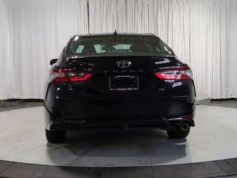 Used 2023 Toyota Camry SE image 8