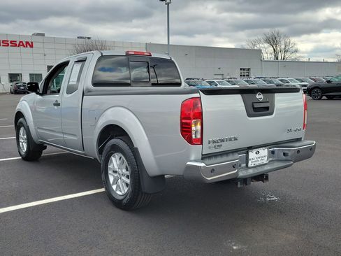 Certified 2017 Nissan Frontier SV w/ SV Value Truck Package image 3