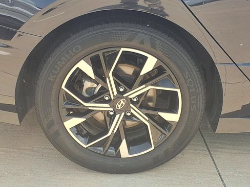 Used 2025 Hyundai Sonata SEL FWD image 26