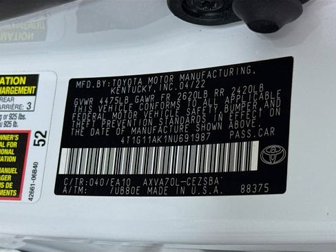 Certified 2022 Toyota Camry SE image 33