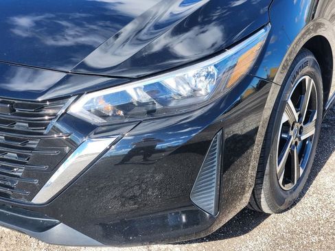 Used 2024 Nissan Sentra SV image 10