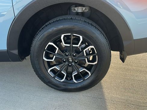 Used 2022 Hyundai Santa Cruz SEL w/ Activity Package FWD image 18