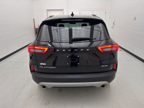 Used 2024 Ford Escape Platinum image 5