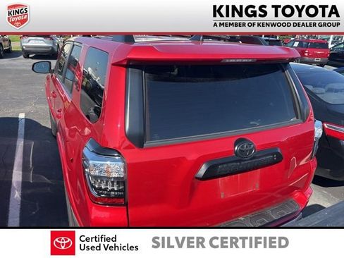 Used 2022 Toyota 4Runner TRD Off-Road Premium w/ TRD Black Wheel Package (TMS) AWD/4WD image 6