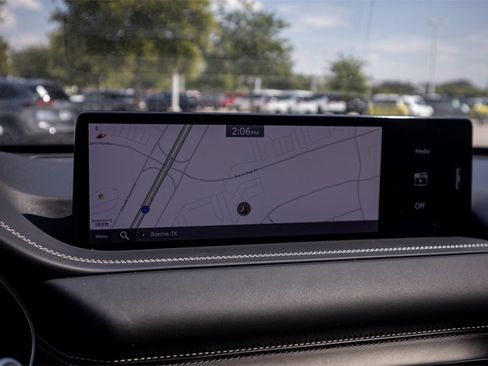 Used 2023 Genesis GV80 3.5T Advanced + w/ Prestige Package image 17