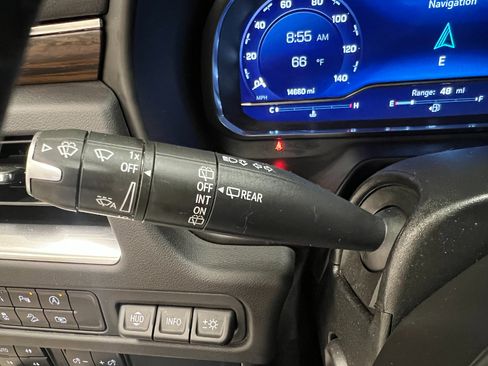 Used 2024 Chevrolet Tahoe High Country image 37