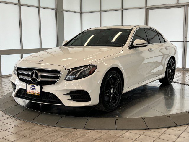 Used 2017 Mercedes-Benz E 300 4MATIC image 3