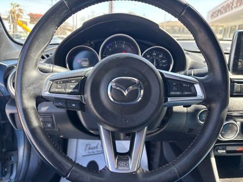 Used 2017 MAZDA MX-5 Miata RF Grand Touring image 18