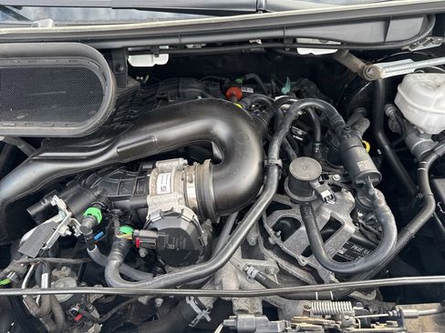 Used 2024 Ford Transit 250 Low Roof w/ Exterior Upgrade Package image 29