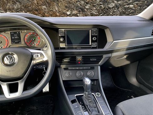 Used 2019 Volkswagen Jetta S w/ Driver Assistance Package image 6
