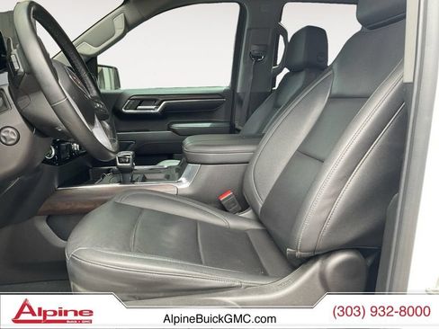 Used 2024 GMC Sierra 1500 SLT w/ SLT Premium Plus Package AWD/4WD image 9