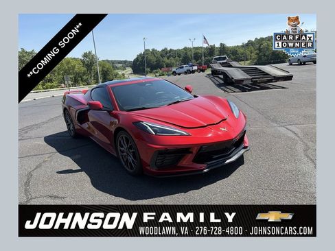 Used 2024 Chevrolet Corvette Stingray Premium Cpe w/ Z51 Performance Package RWD image 1