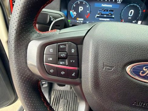 Used 2025 Ford Ranger Raptor AWD/4WD image 26