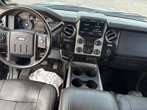 Used 2015 Ford F250 Platinum w/ FX4 Off-Road Package image 24