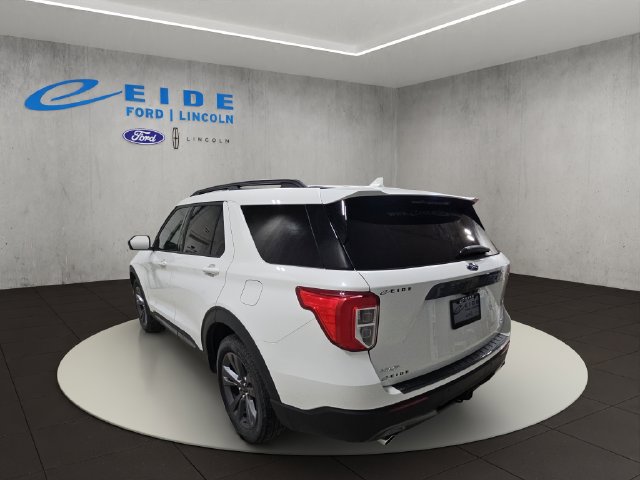 Certified 2024 Ford Explorer XLT w/ Equipment Group 202A AWD/4WD image 8