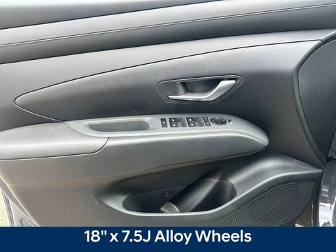 New 2026 Hyundai Tucson SEL FWD image 13