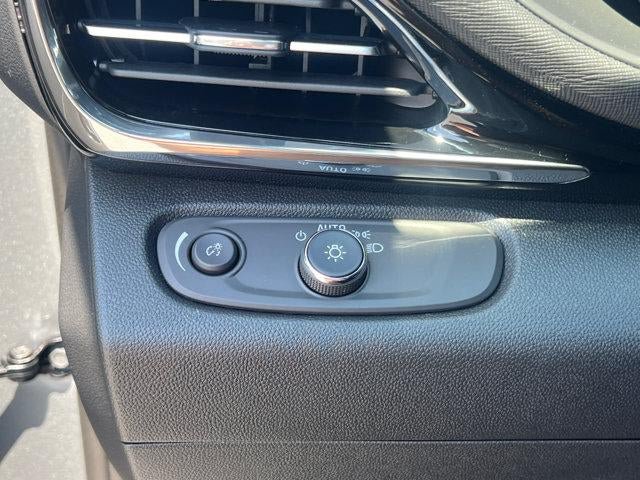 New 2026 Buick Envista Sport Touring FWD image 23
