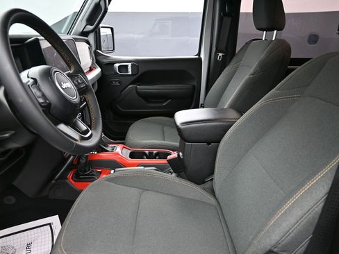 Certified 2024 Jeep Wrangler Sport S image 11