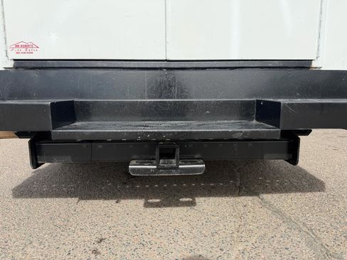 Used 2016 Chevrolet Express 3500 RWD image 9