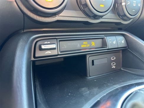 New 2025 MAZDA MX-5 Miata RF Club image 22