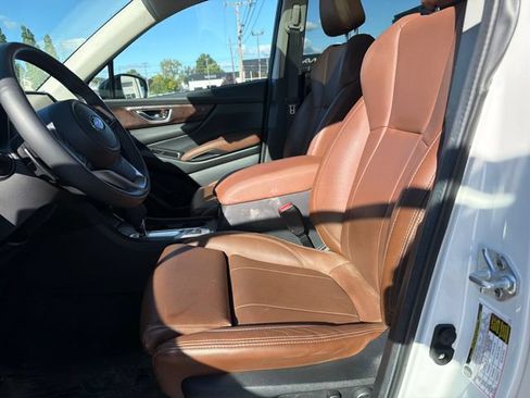 Used 2025 Subaru Ascent Touring AWD/4WD image 10
