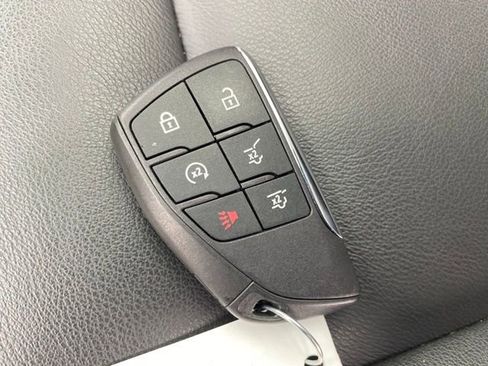 Used 2024 Chevrolet Tahoe Z71 w/ Luxury Package image 27