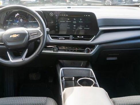 Used 2025 Chevrolet Equinox LT FWD image 15