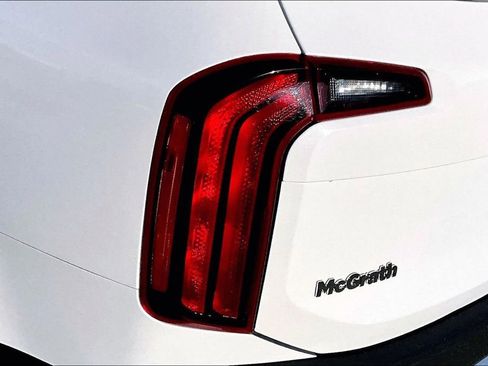 Used 2022 Kia Telluride LX image 24