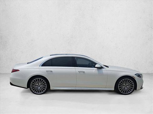 Used 2023 Mercedes-Benz S 580 4MATIC Sedan image 4