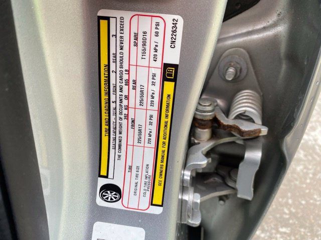 Used 2012 Chrysler 200 Touring FWD image 26